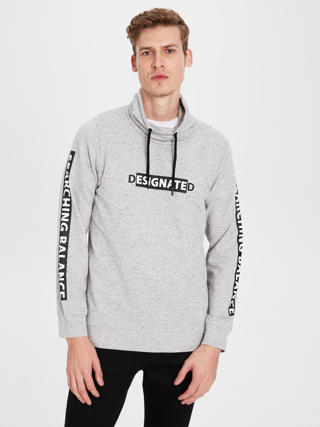 Gri Keşiş Yaka Baskılı Uzun Kollu Sweatshirt