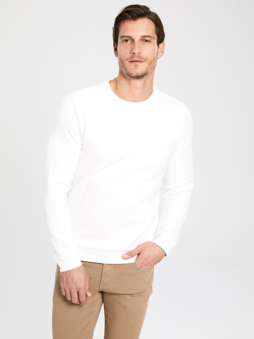 Beyaz Slim Fit Bisiklet Yaka Uzun Kollu Tişört-1