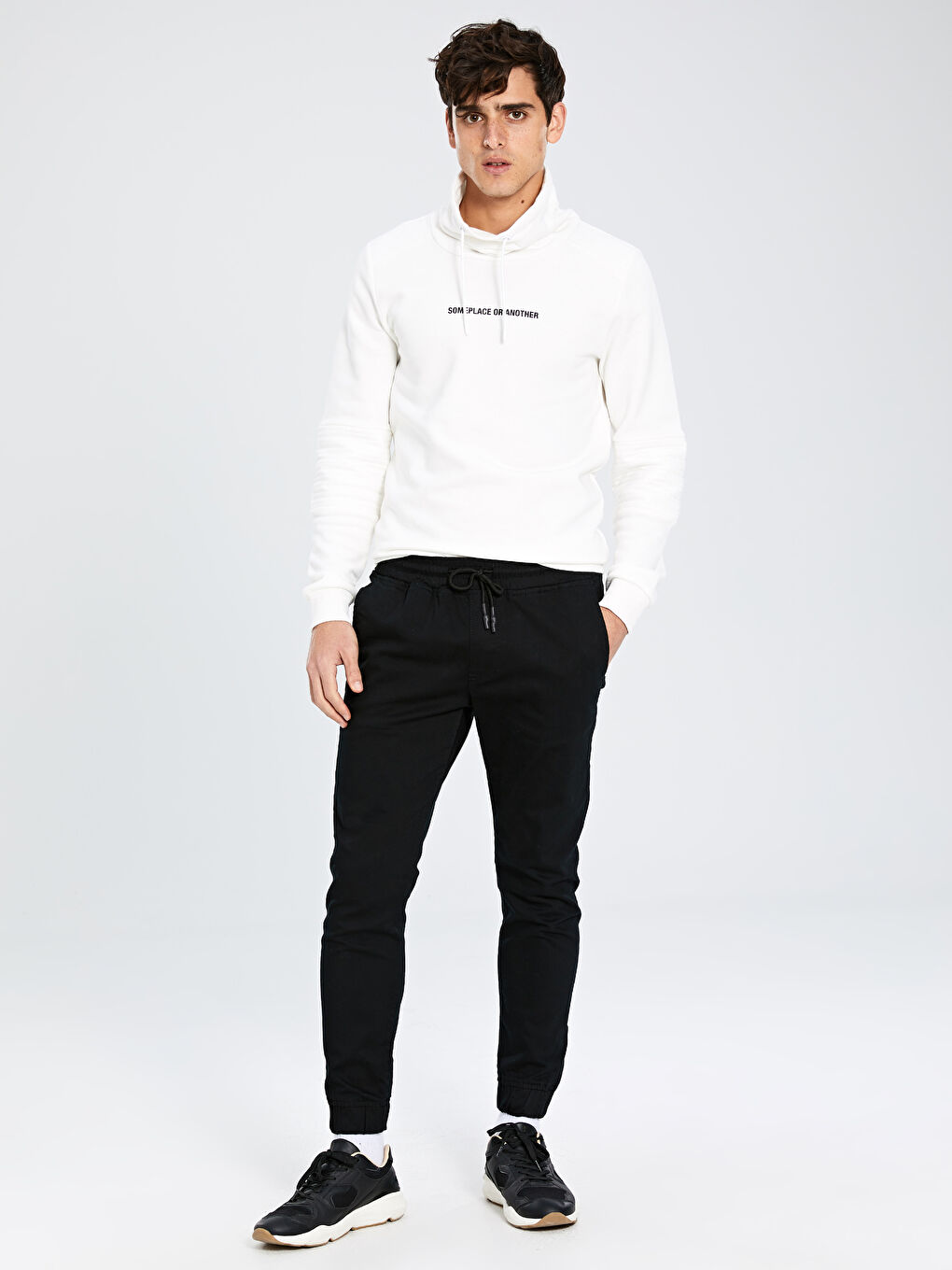 Siyah Slim Fit Jogger Eşofman Altı