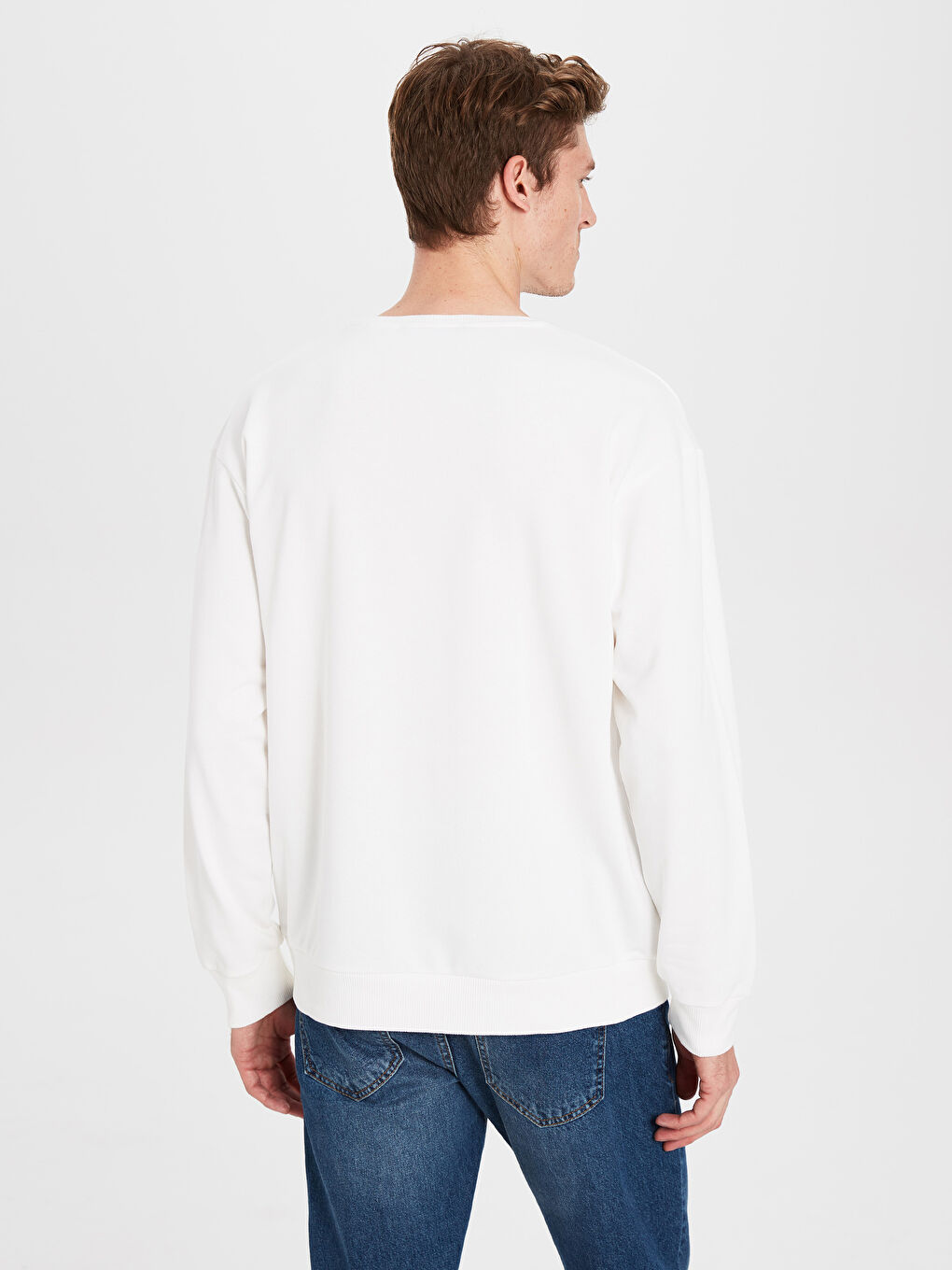 Beyaz Bisiklet Yaka Baskılı Uzun Kollu Sweatshirt Baba Oğul Kombini-3