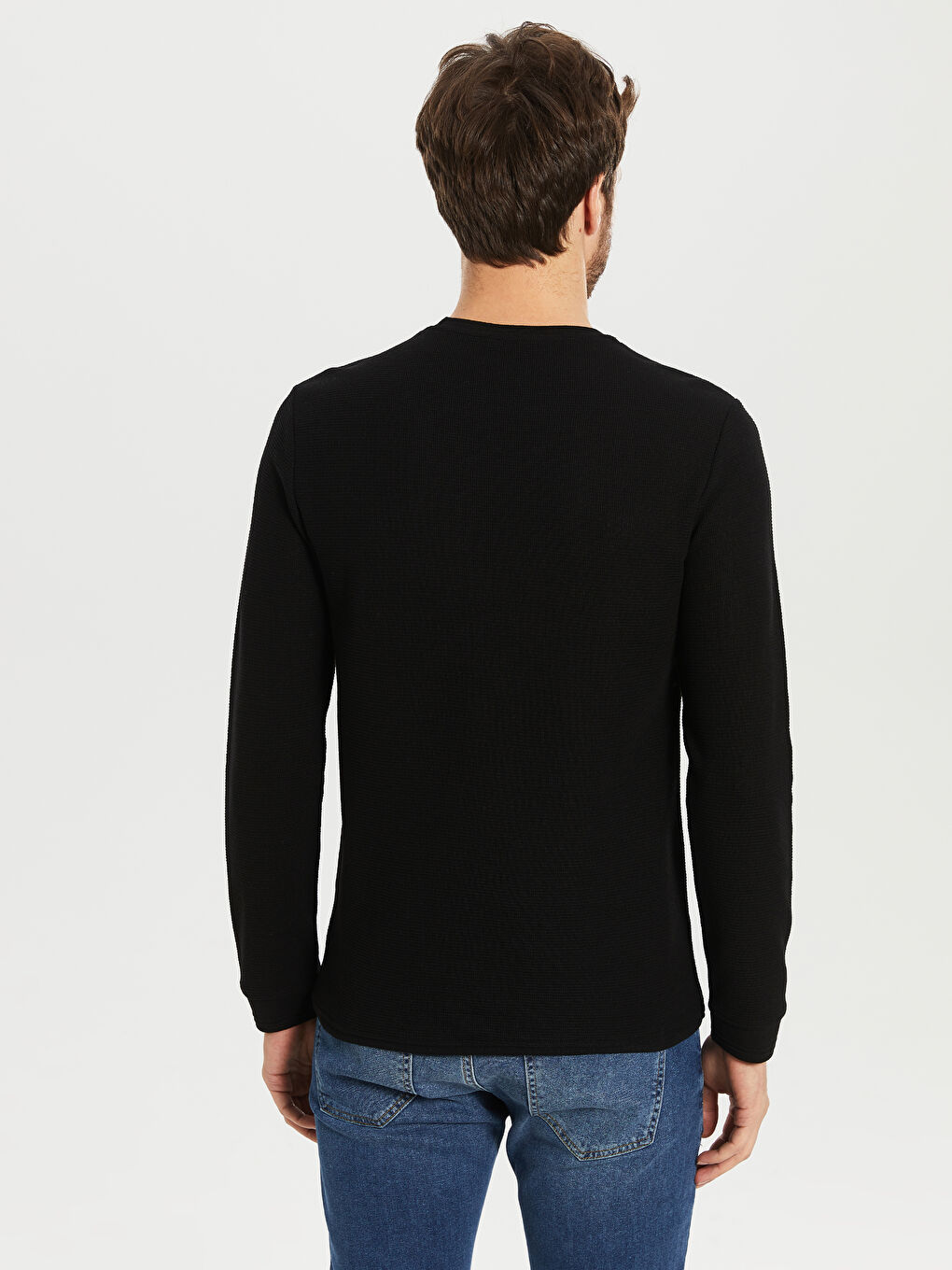 Siyah Bisiklet Yaka Uzun Kollu Tişört-3