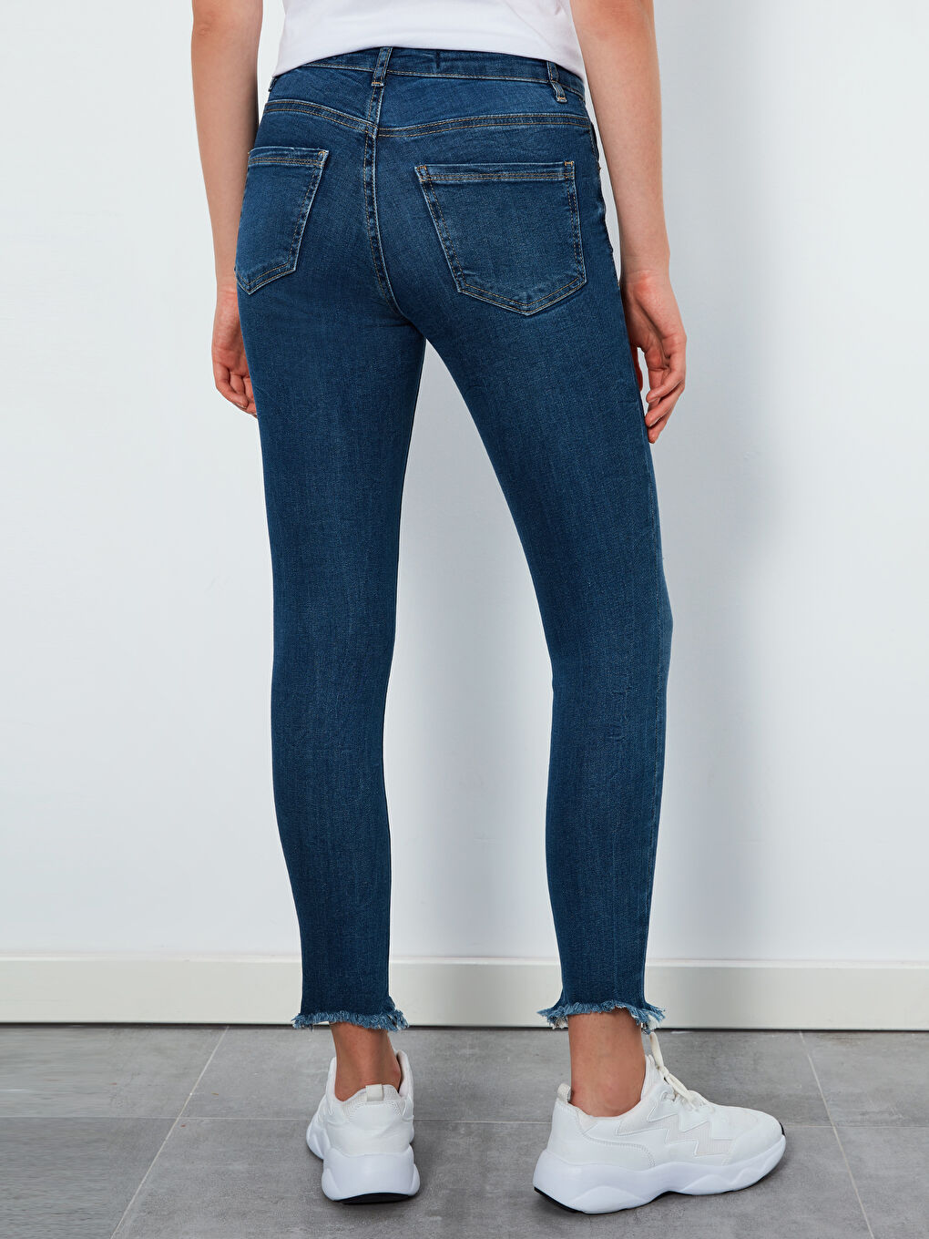 Skinny Fit Women's Jeans-3