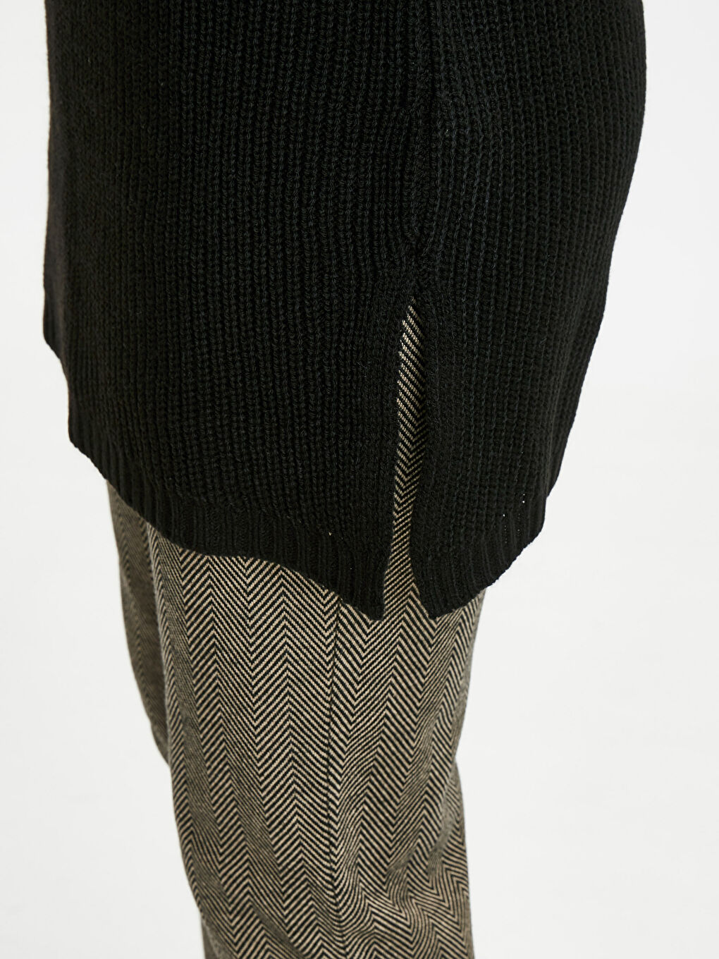 Siyah Dökümlü Yaka Kadın Tunik-3