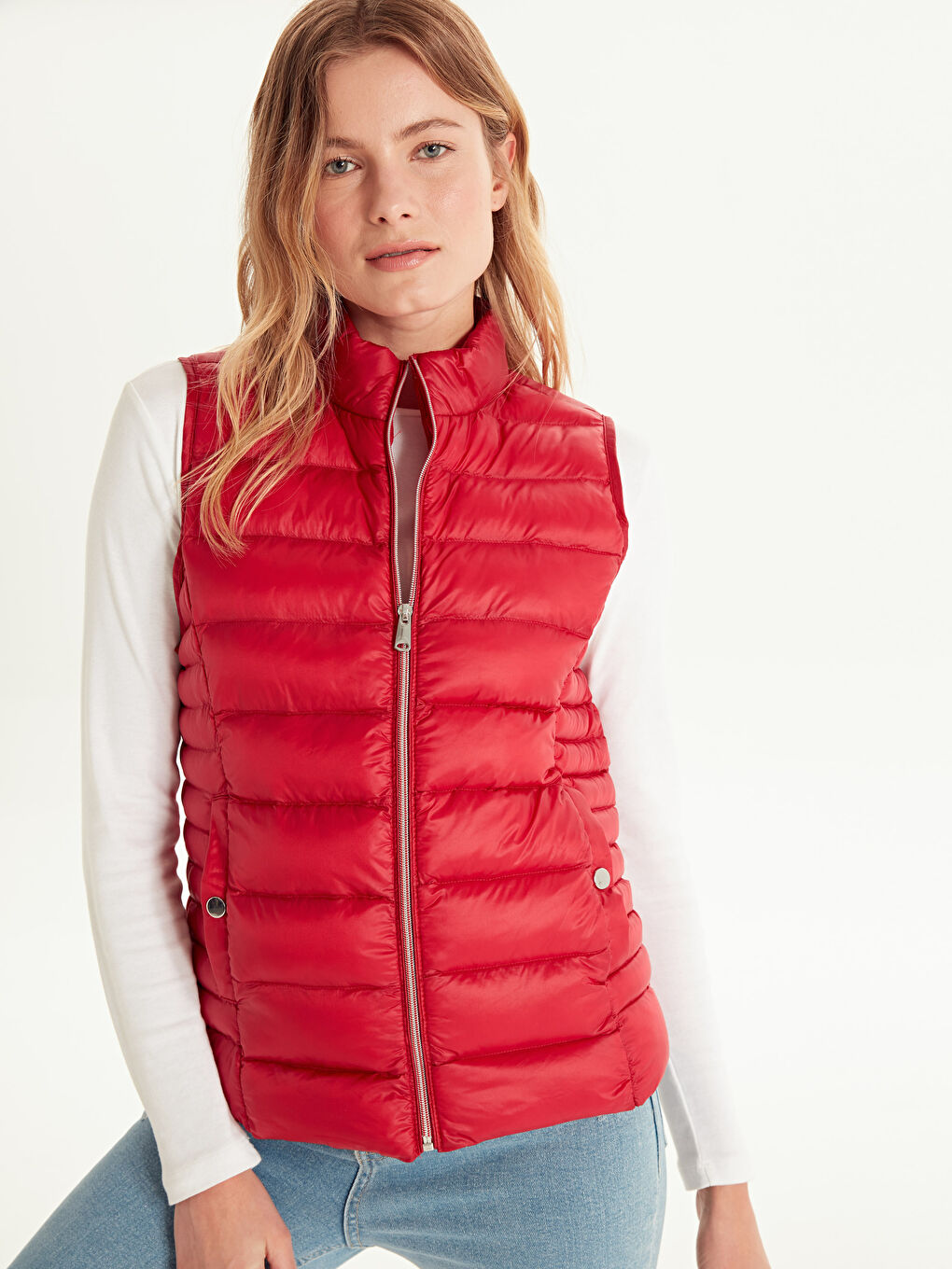 Kırmızı Dik Yaka Şişme Yelek