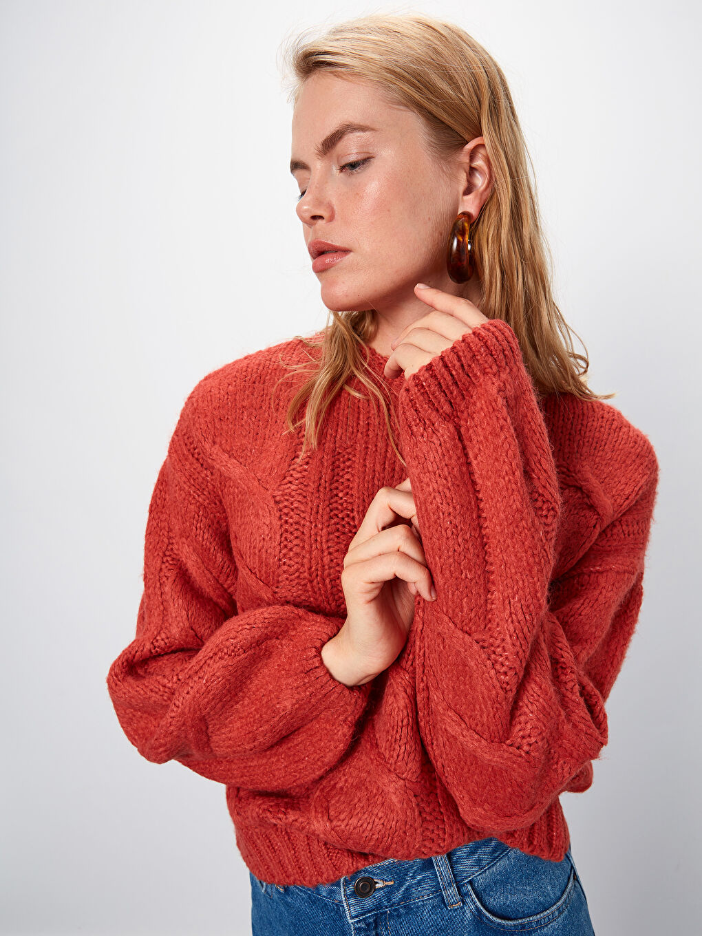 Kırmızı Bisiklet Yaka Uzun Kollu Kadın Kazak