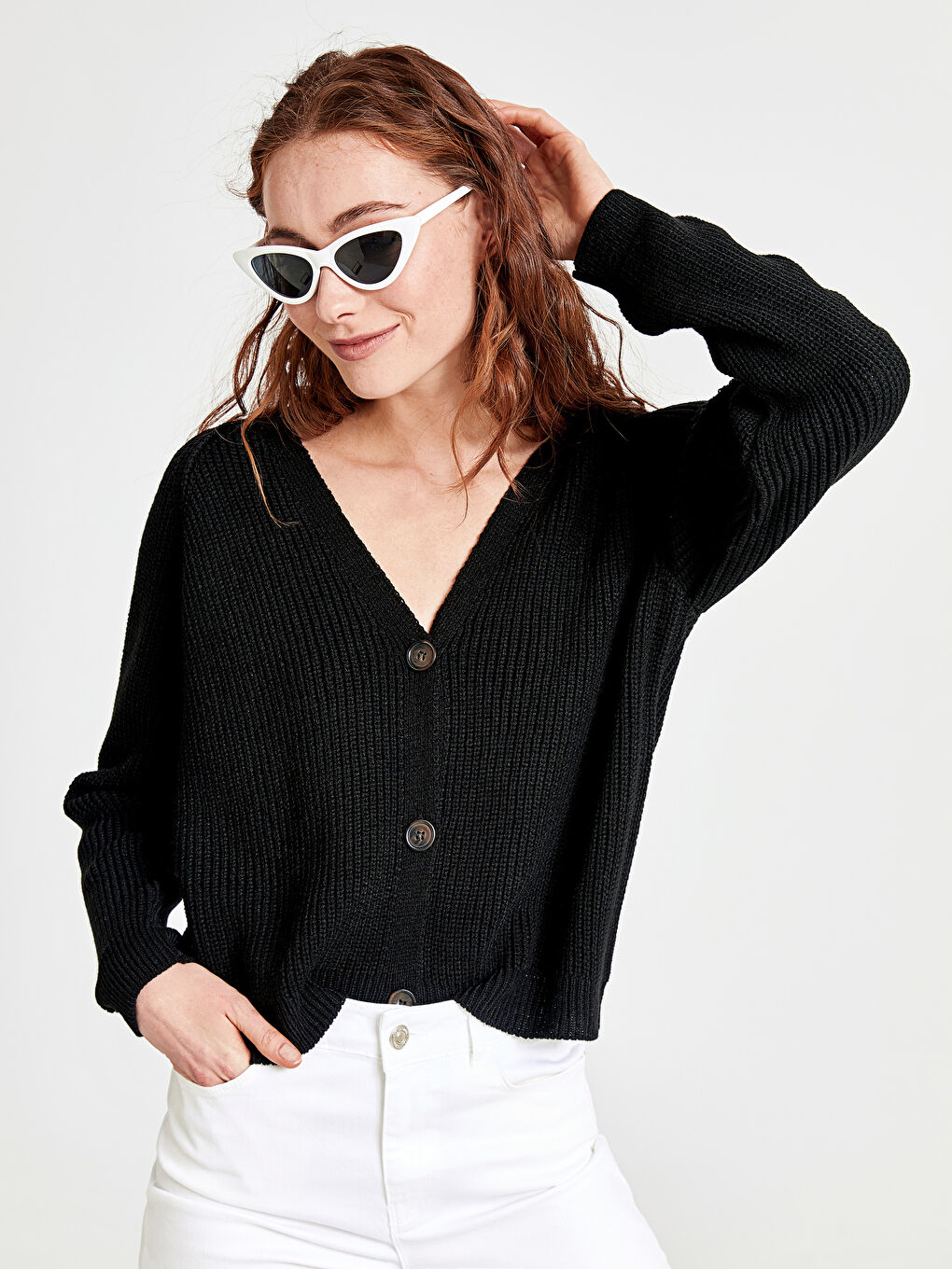 Siyah V Yaka Uzun Kollu Kadın Hırka