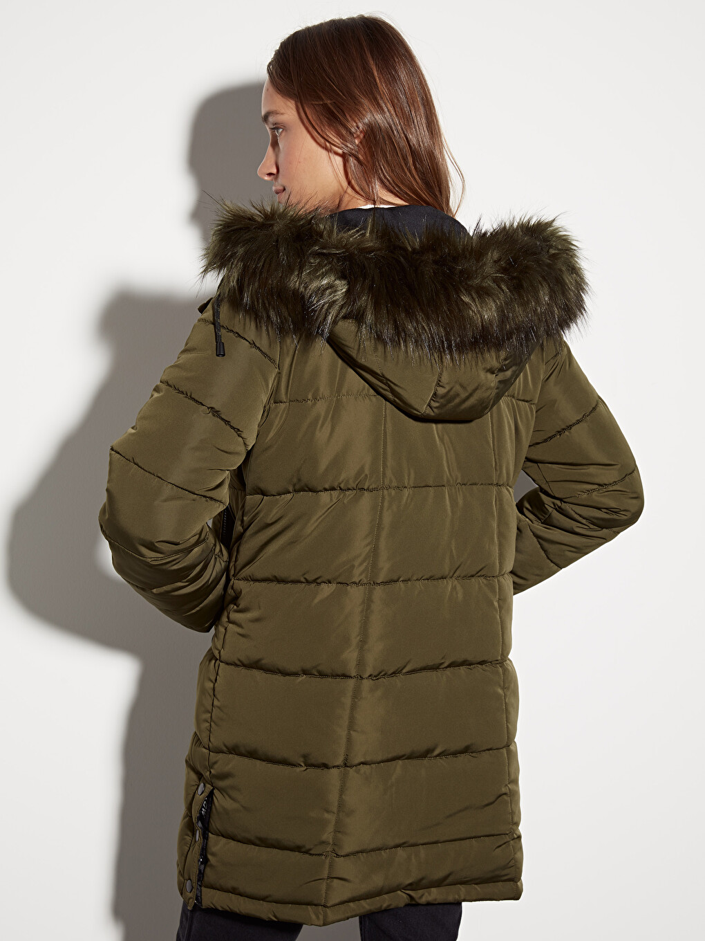 Femër Ngjyre Kaki Pallto Puffer-3