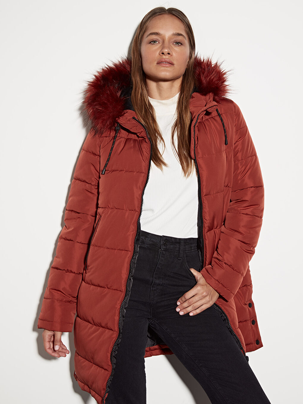 Женщины Коричневый Пуховое пальто