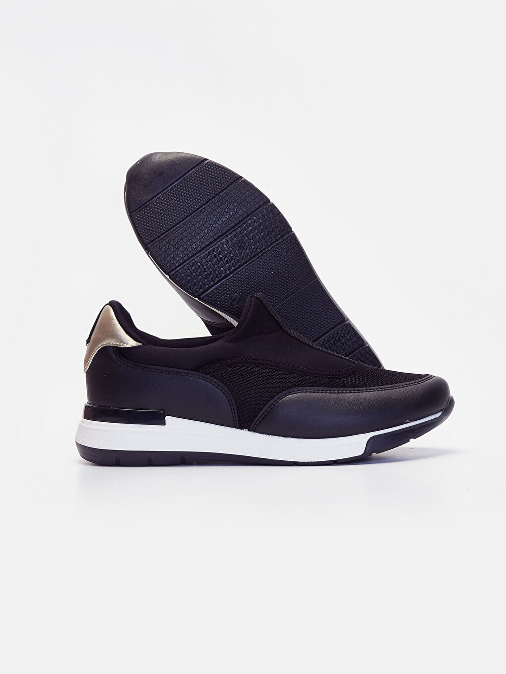 Женщины Черный Кроссовки-2