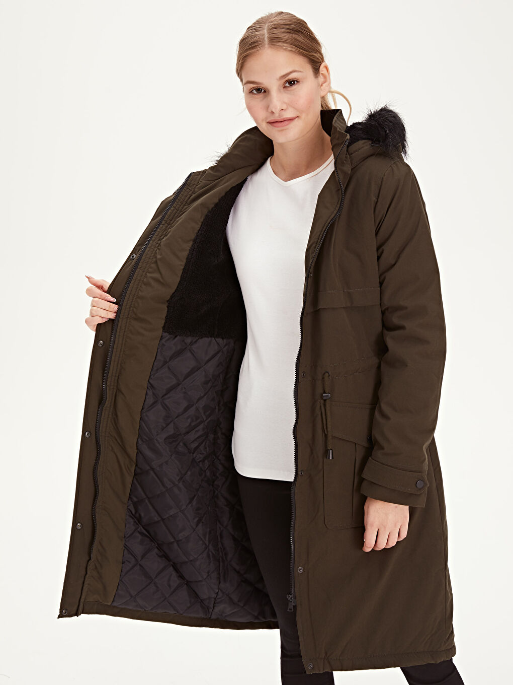 Haki Kapüşonlu Uzun Kollu Kadın Parka-6