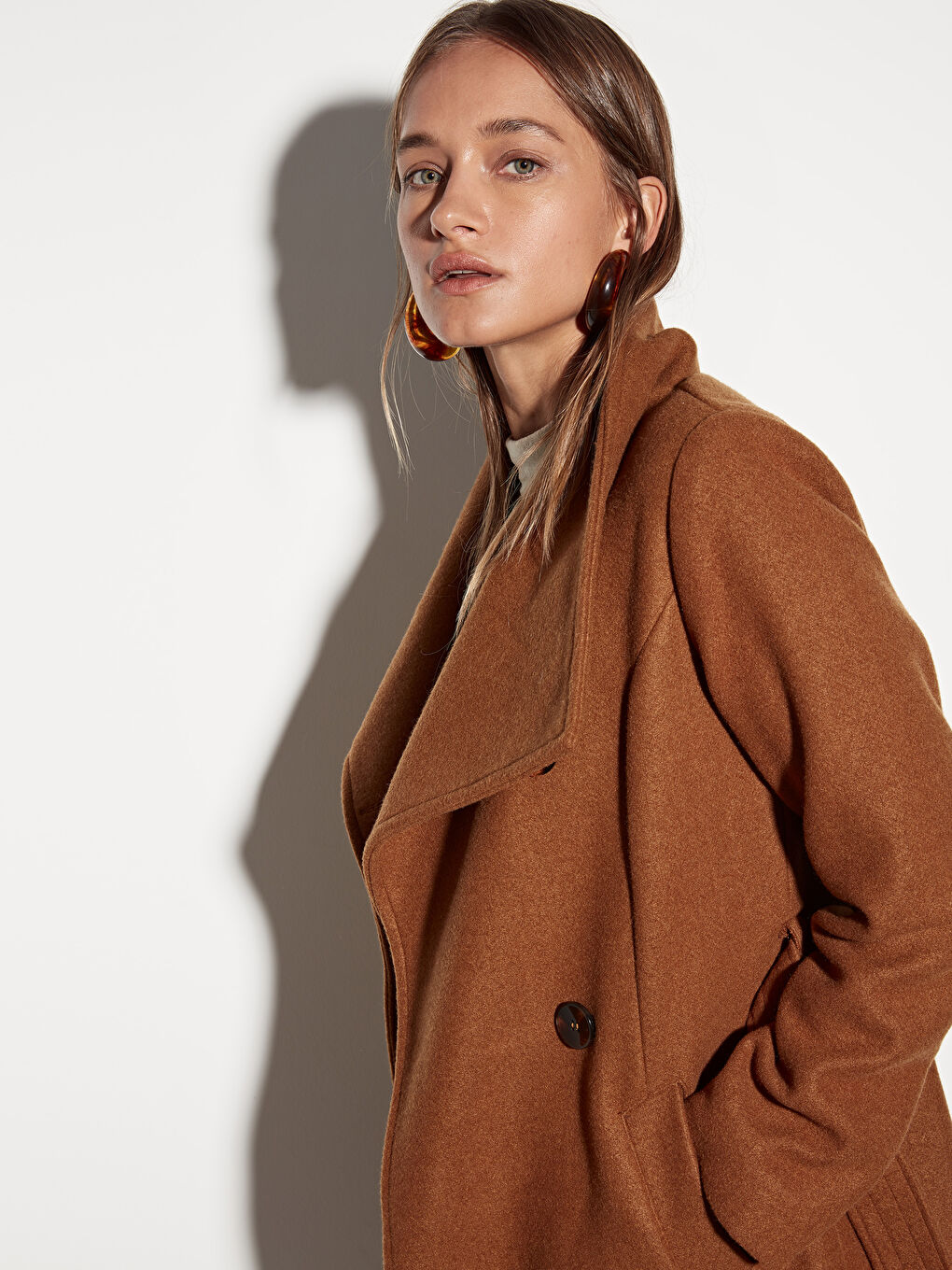 معطف من الجلد الصناعي بنى نساء-1