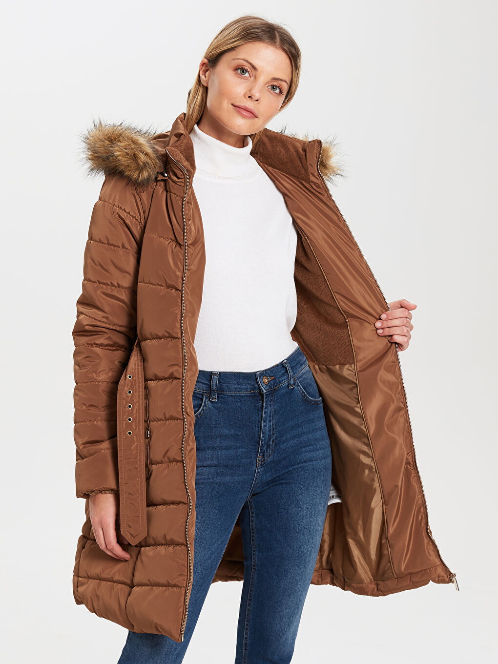 Bej Kapüşonlu Kemerli Kadın Kalın Mont-2