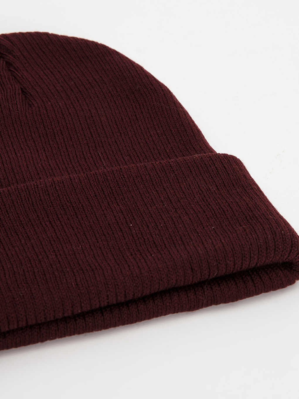 Woman Bordeaux Beanie-1