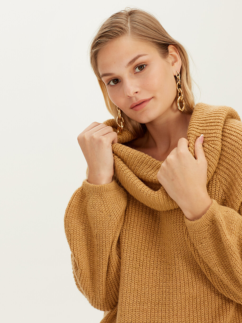 Woman Beige Sweater-4