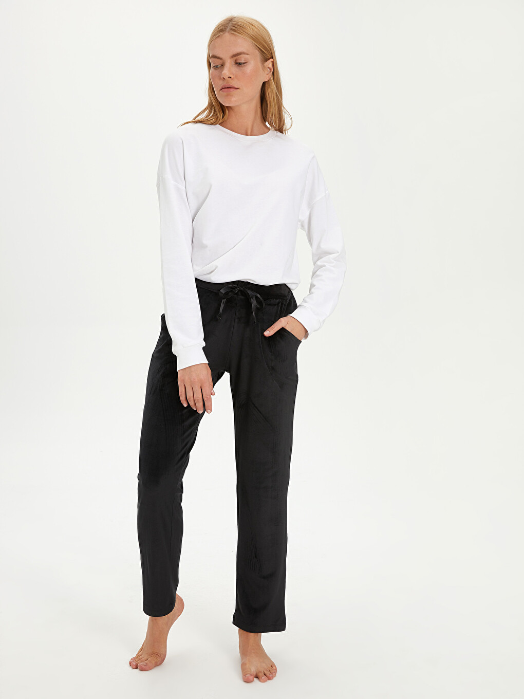 Woman Black Pyjama Bottoms