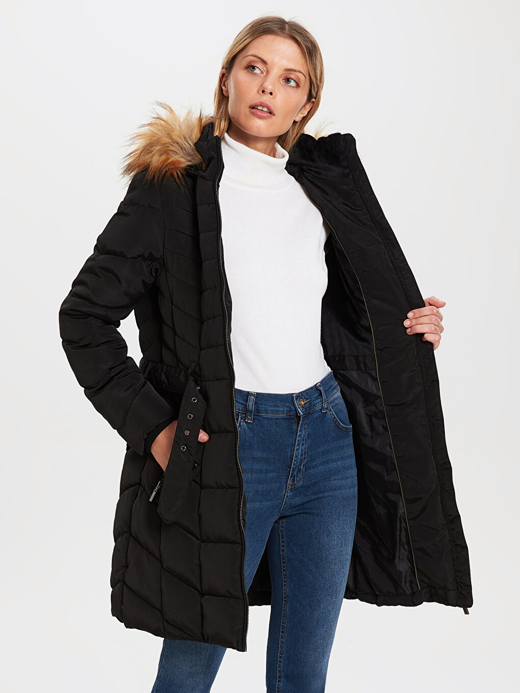 Woman BLACK Puffer Coat-1