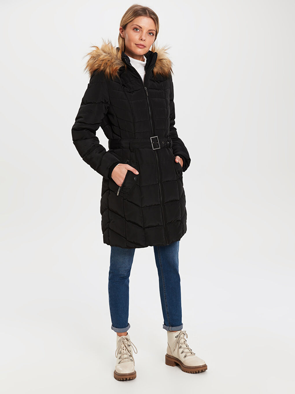 Woman BLACK Puffer Coat-2