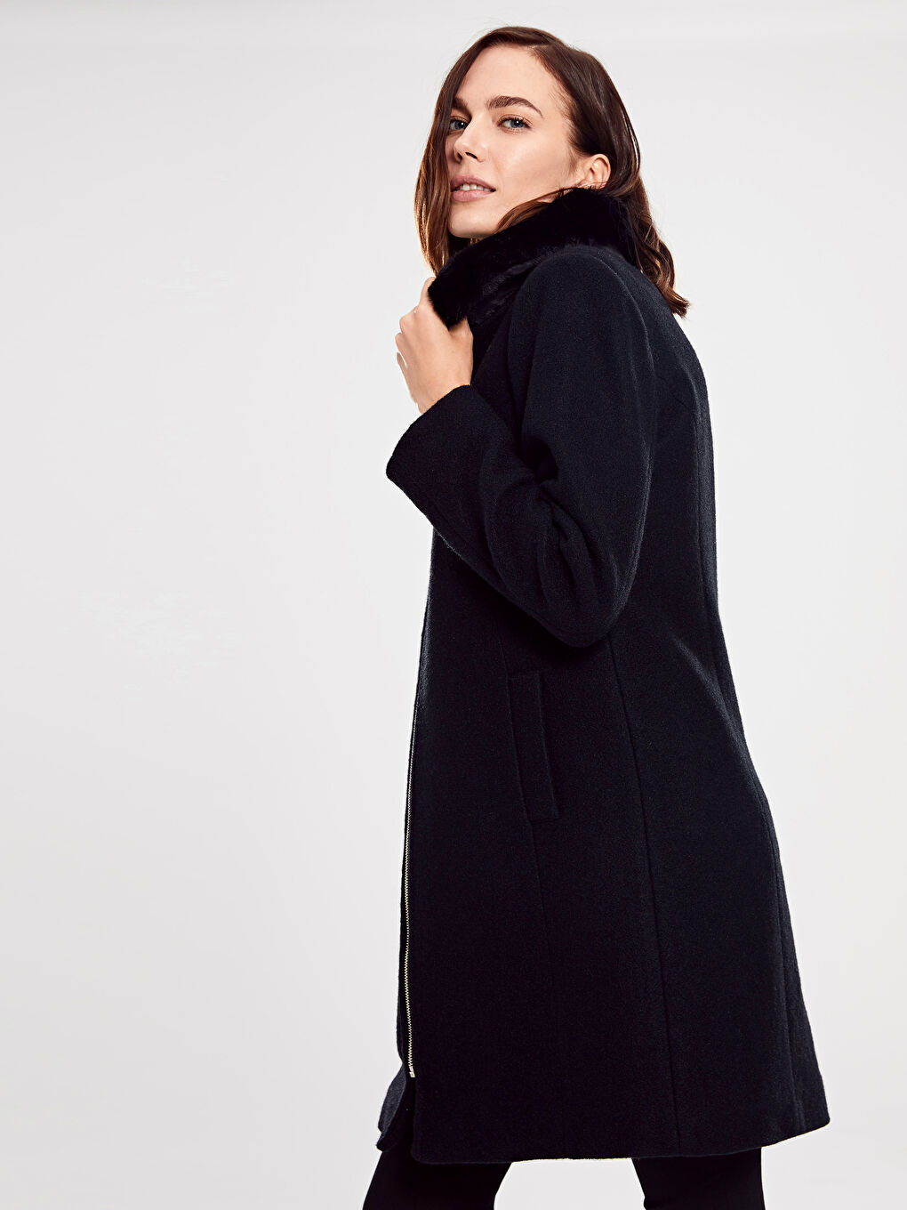 Woman BLACK Wool Blended Overcoat
