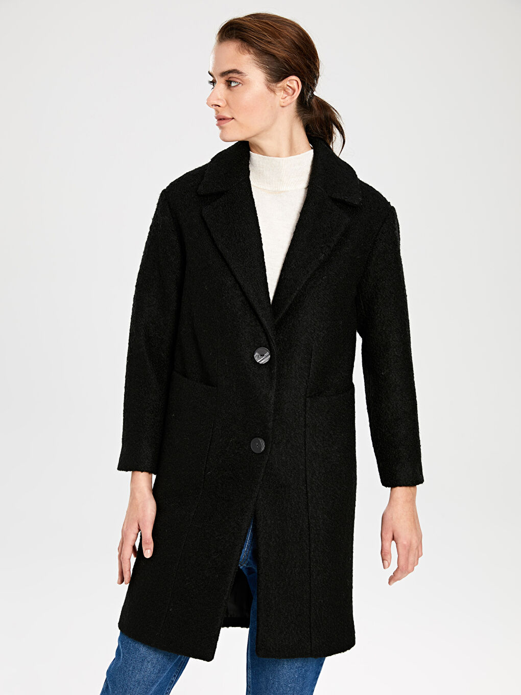 Siyah Uzun Kollu Kadın Kaşe Kaban