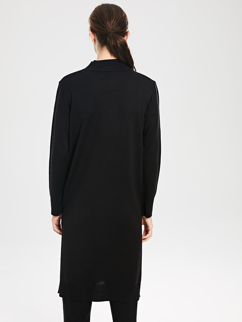 Siyah Uzun Kollu Kadın Kaşe Kaban-3