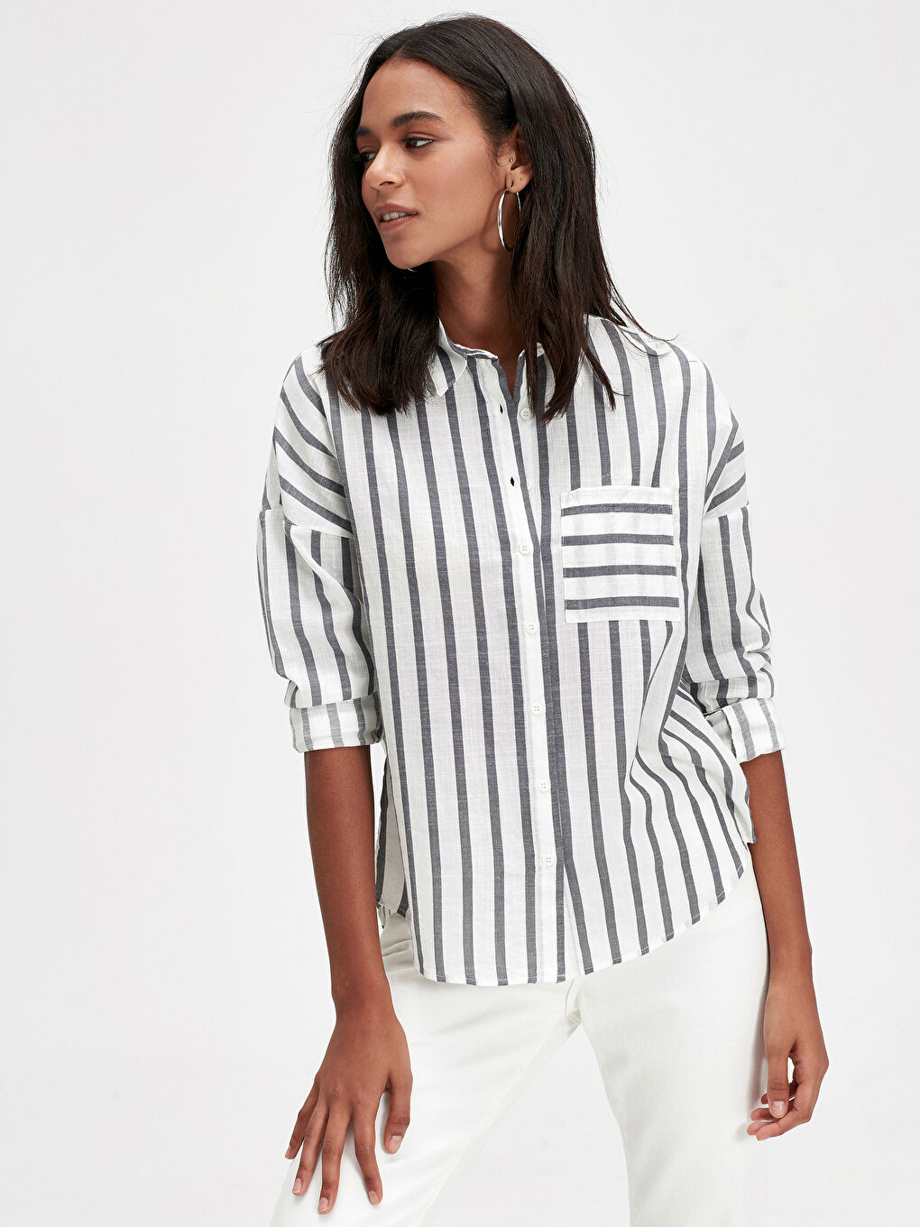 Gri Çizgili Gömlek-1