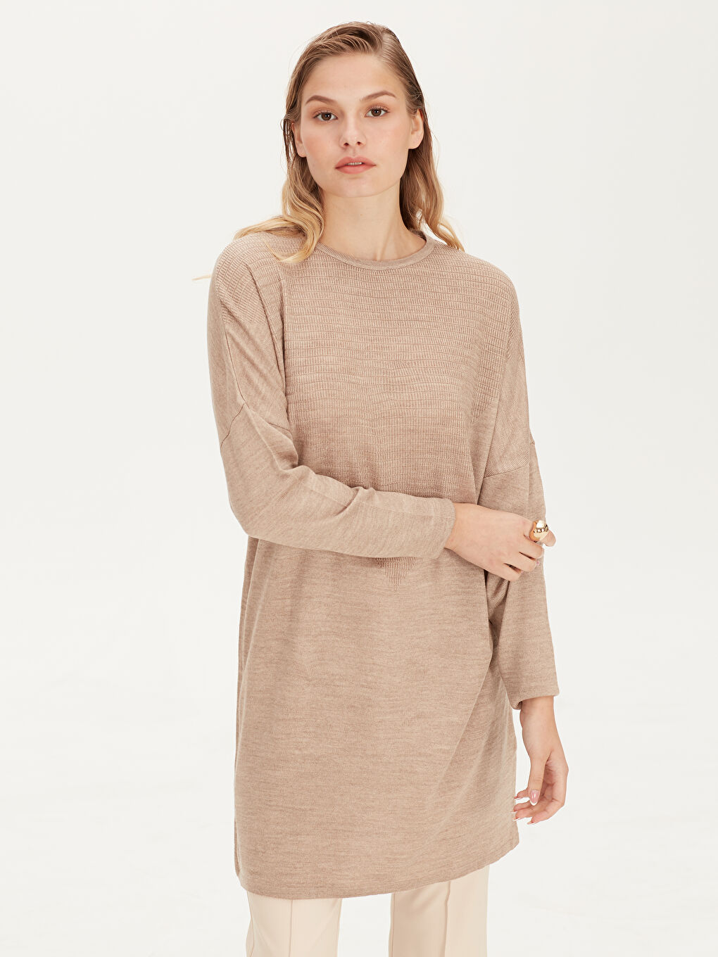 Bej Bisiklet Yaka Kadın Triko Tunik