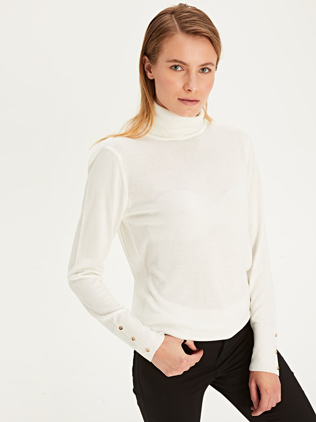 Ekru Balıkçı Yaka Kadın Kazak-2