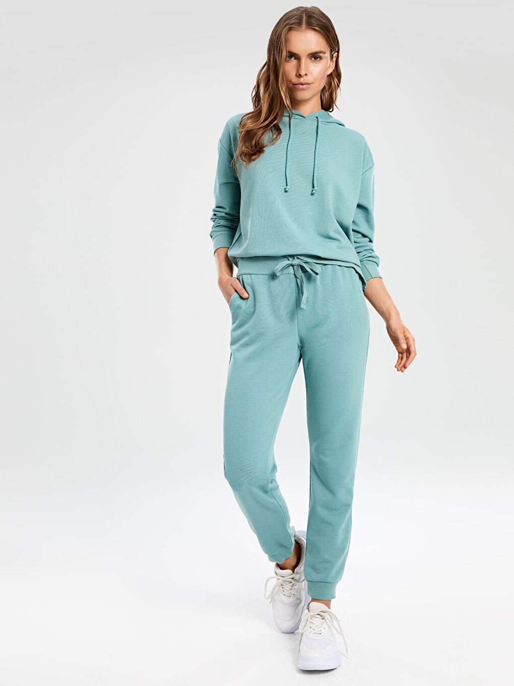 Woman GREEN Sweatpants