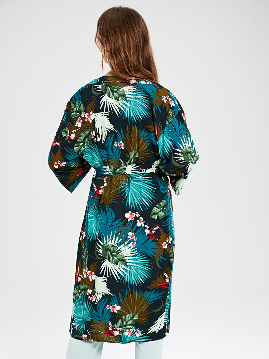 Lacivert V Yaka Kısa Kollu Viskon Kadın Sabahlık-3