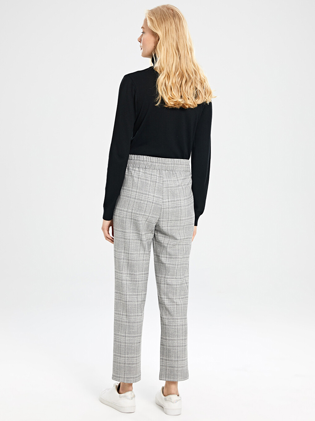 Pantaloni Carrot Fit Cu Carouri Și Cu Talie Elastică-2