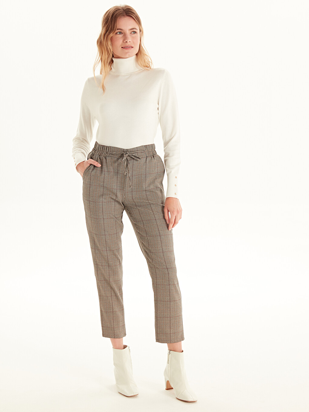 Elastic Waist Chequered Carrot Fit Trousers-1