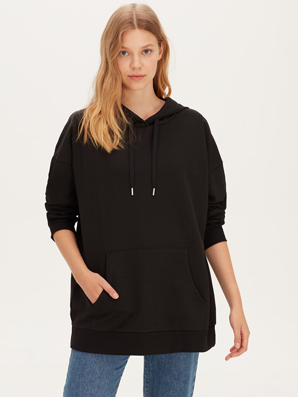 Siyah Kapüşonlu Sweatshirt Kumaşı Kadın Sweatshirt-1