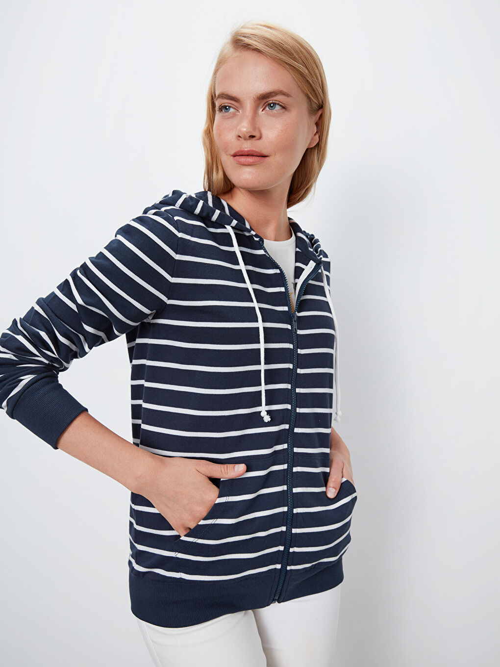 Lacivert Kapüşonlu Sweatshirt Kumaşı Kadın Spor Hırka-1