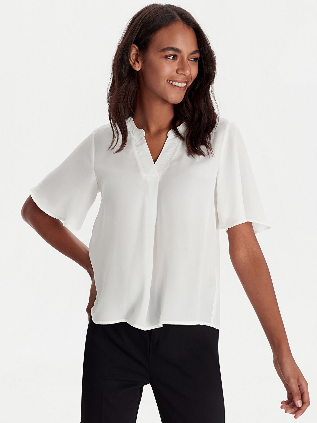 LCW Vision V-Ausschnitt Kurzarm Chiffon Bluse für Damen -9WG522Z8-FFB