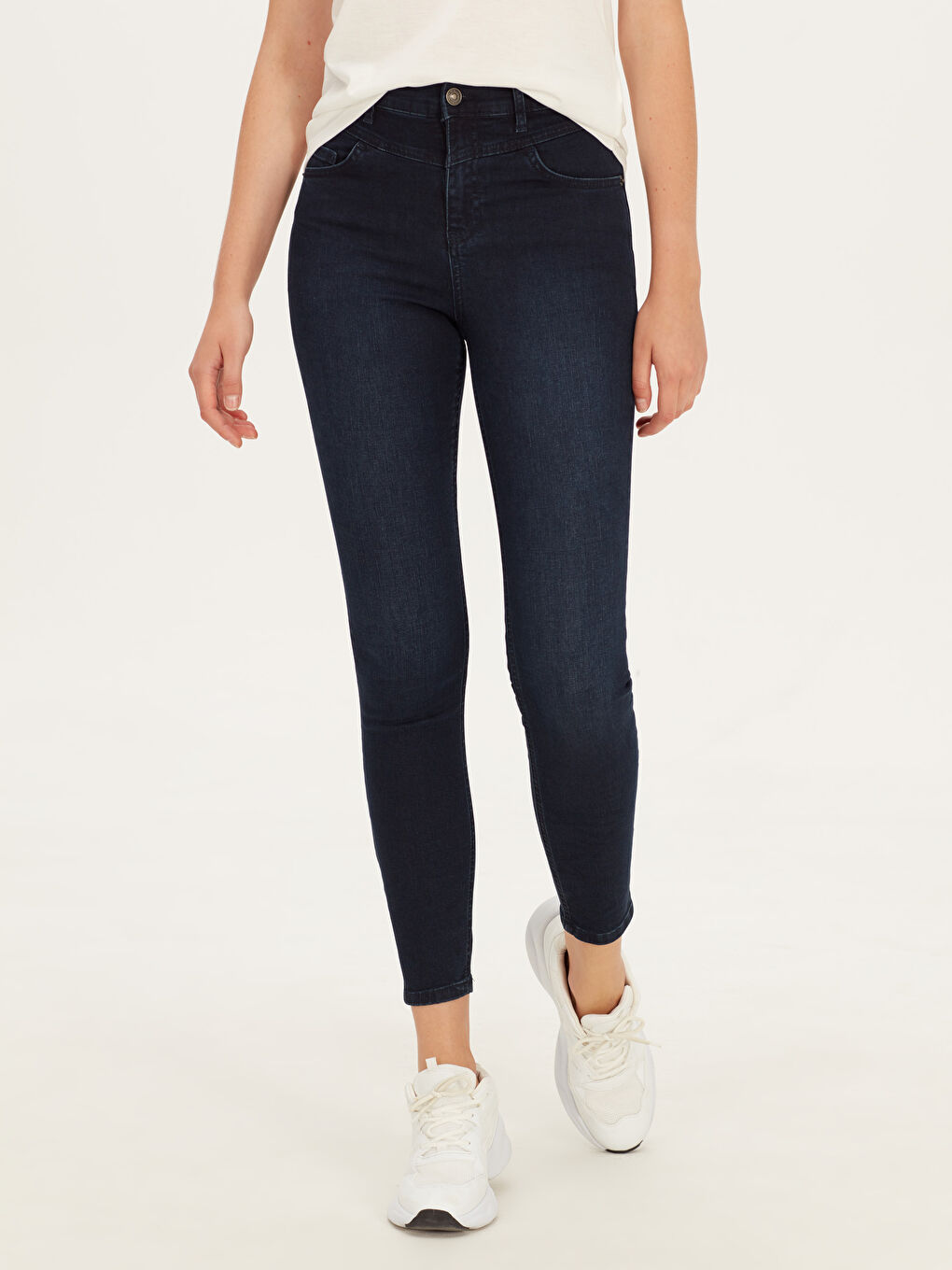 Jupiter Super Skinny Fit Women's Jeans-2