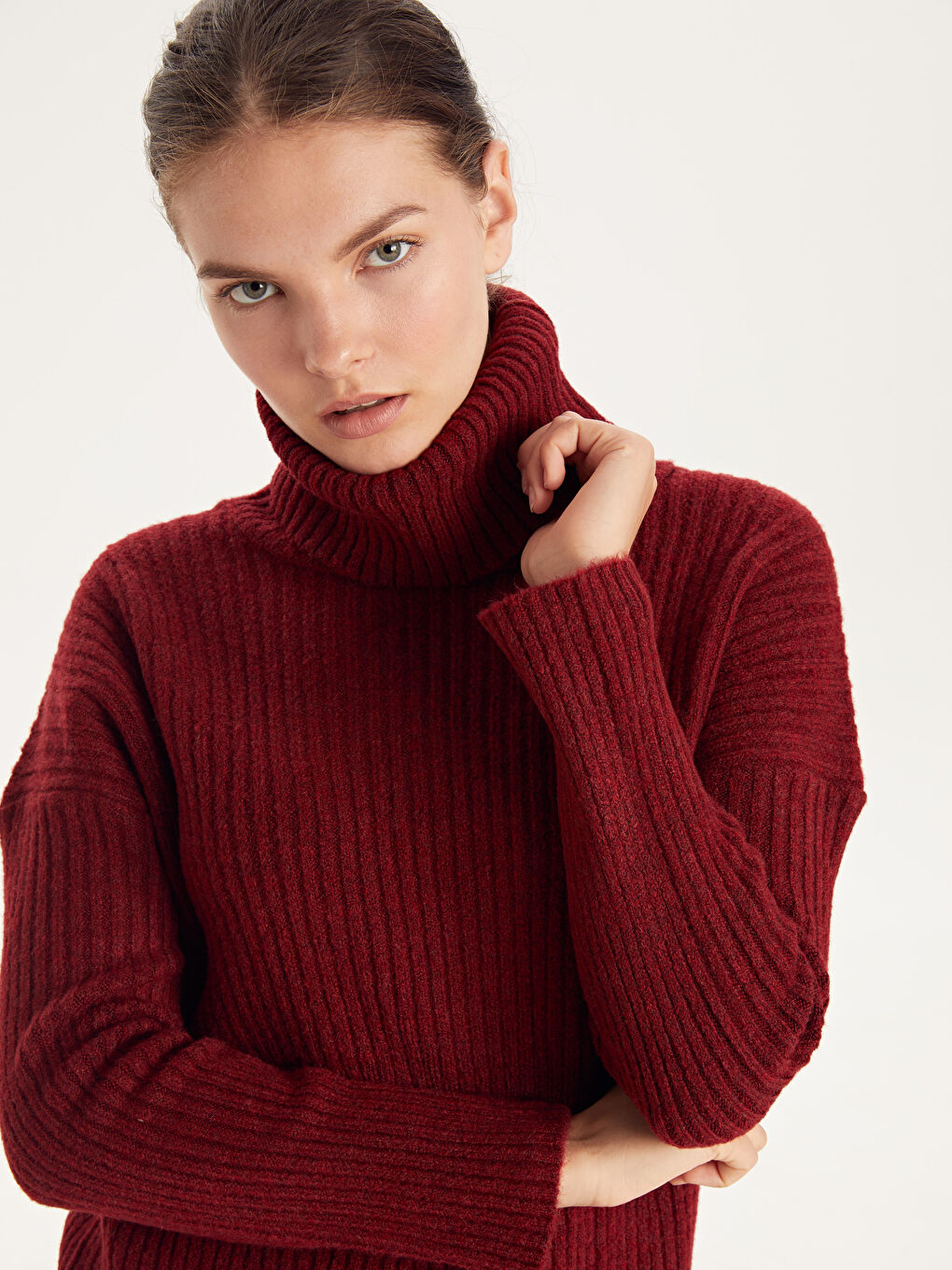 Әйелдер қызыл Жемпір-3