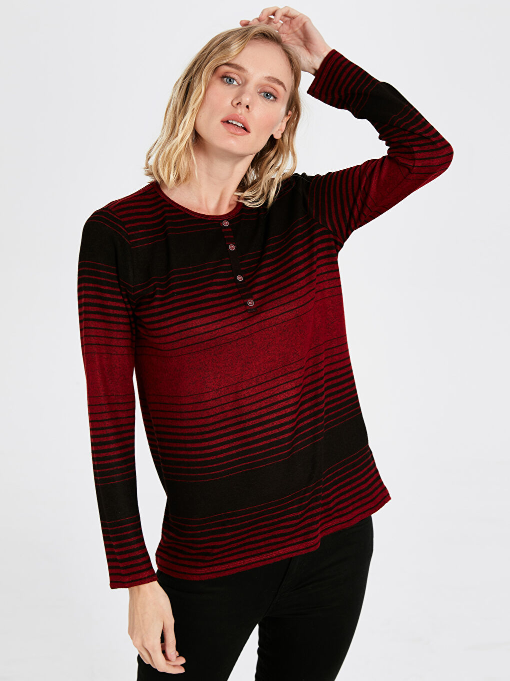 LCWAIKIKI Classic Woman BORDEAUX T-Shirt -9WH055Z8-HNY