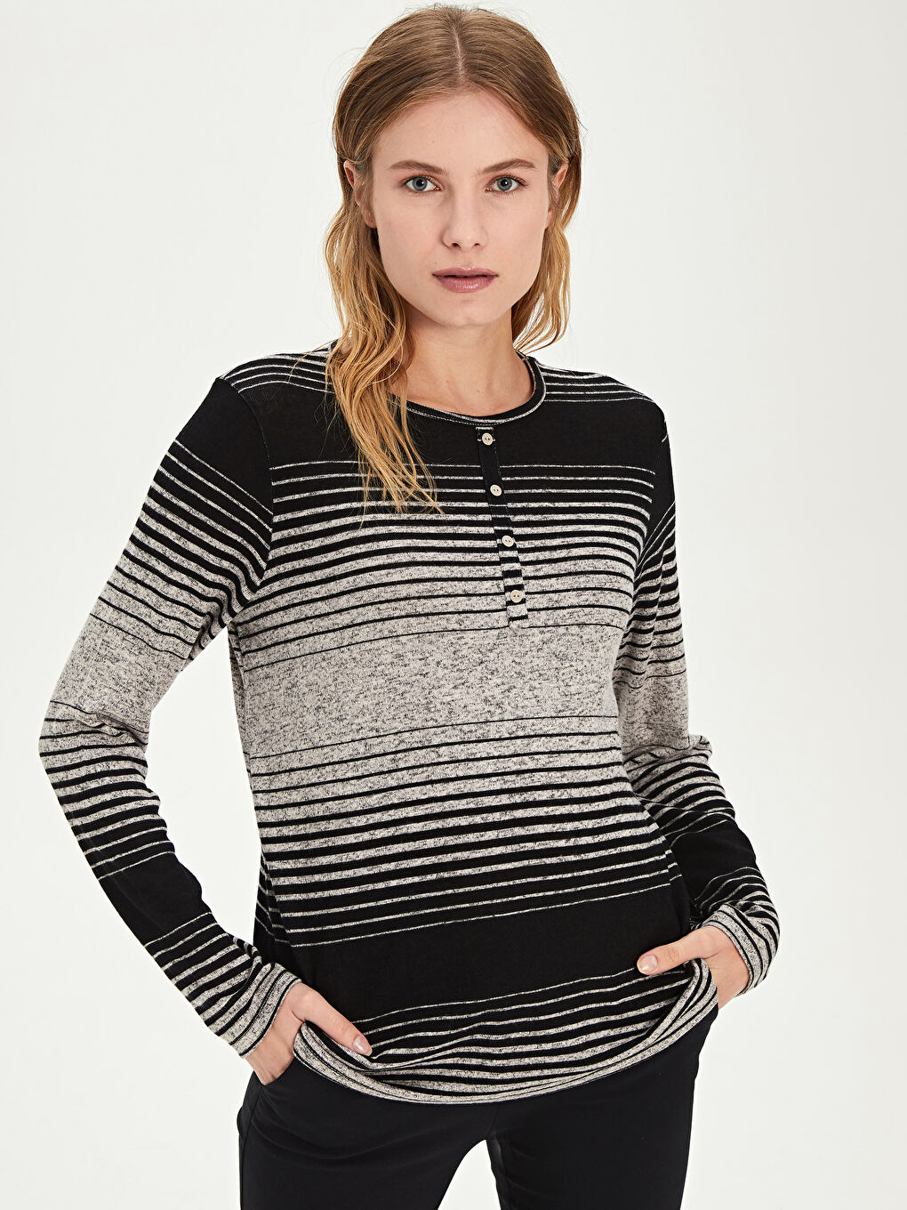 تي شيرت بيج نساء