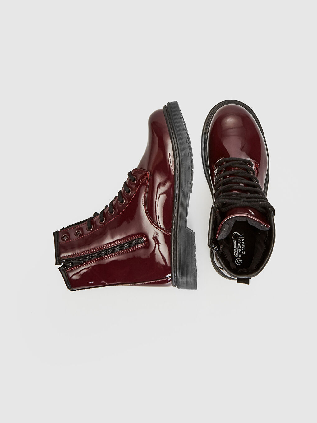 Bordo Bağcıklı ve Fermuarlı Kadın Rugan Postal Bot-2