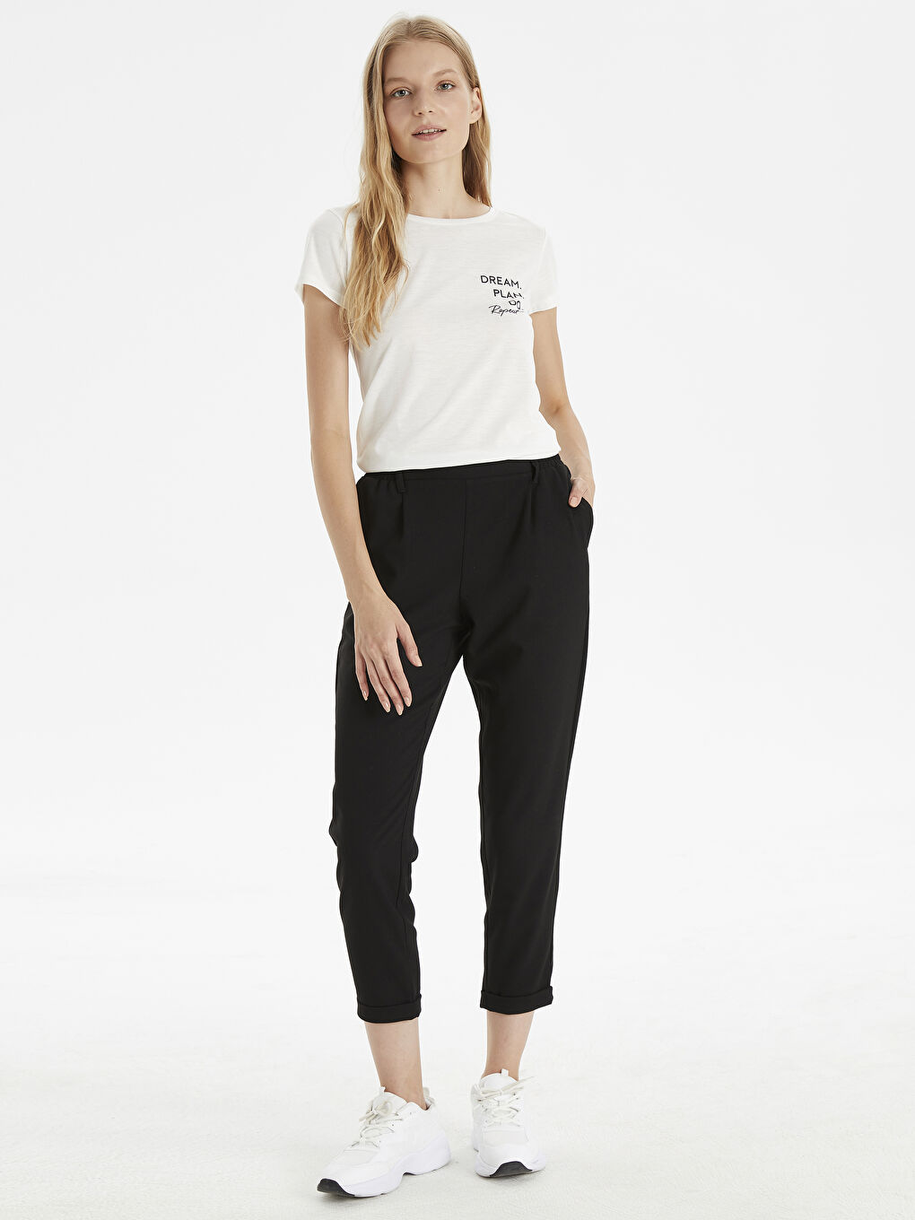 Mom Fit Women's Trousers-1