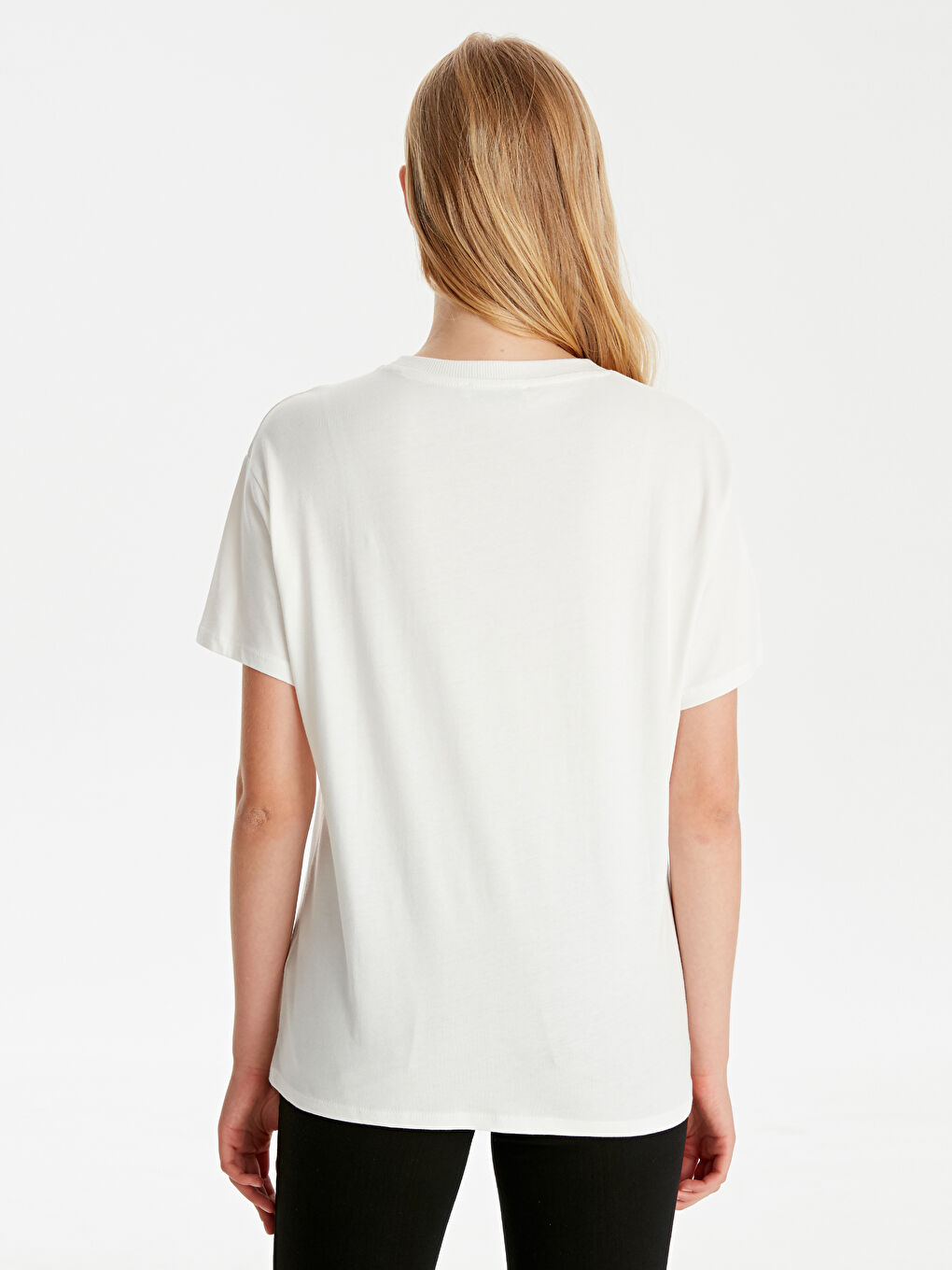 Ekru Bisiklet Yaka Kısa Kollu Kadın Tişört-2