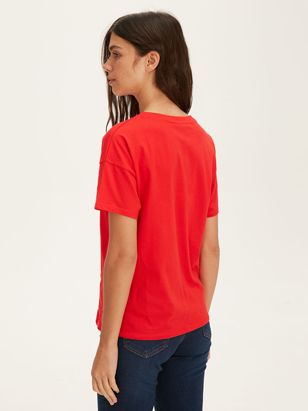 Kırmızı Bisiklet Yaka Kısa Kollu Kadın Tişört-2