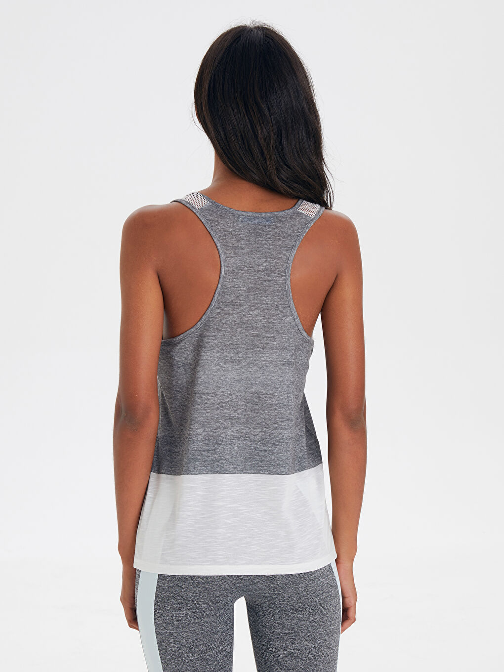 قميص رياضي بدون أكمام-2