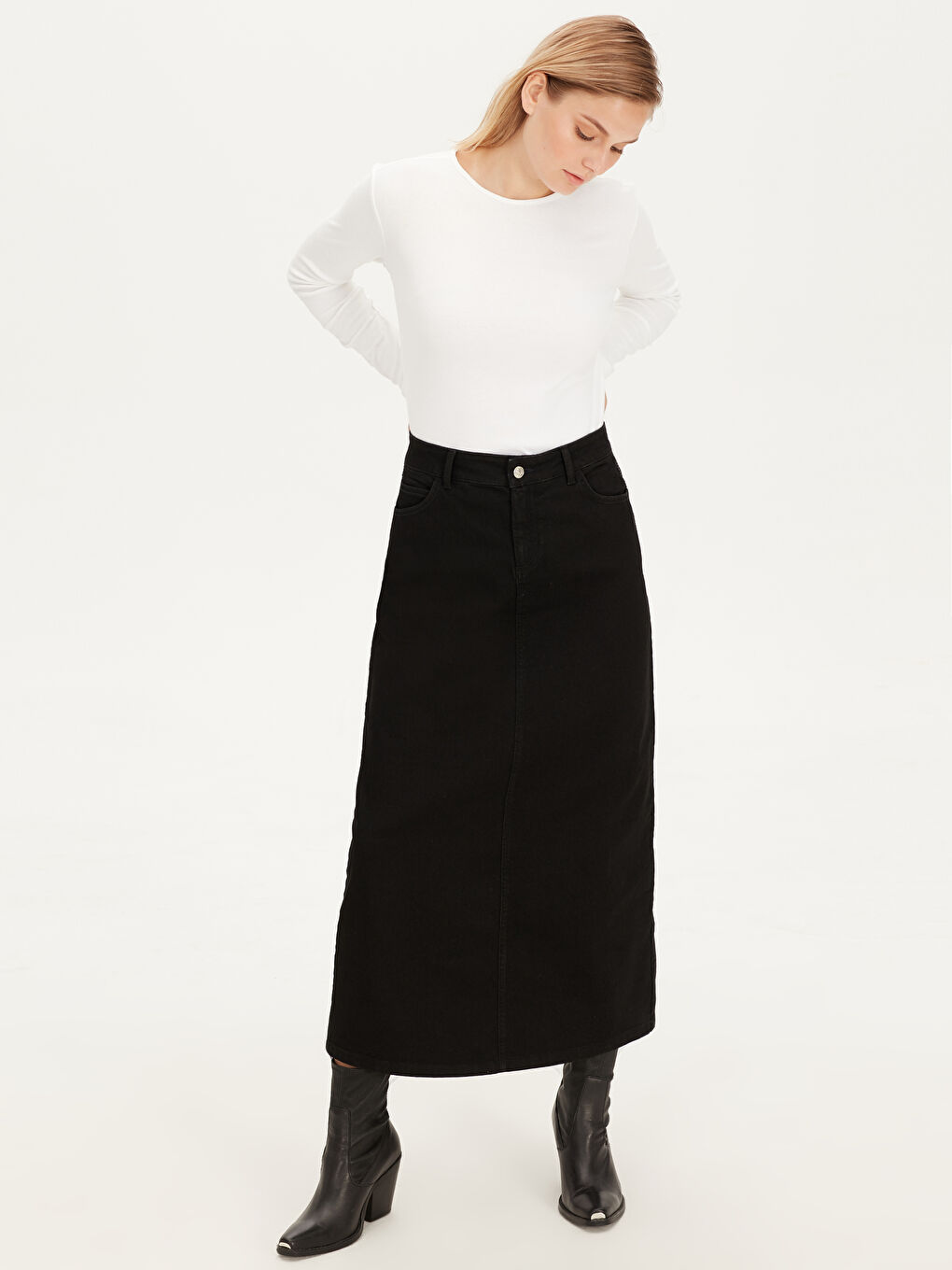 Siyah Sıyah Jean Etek