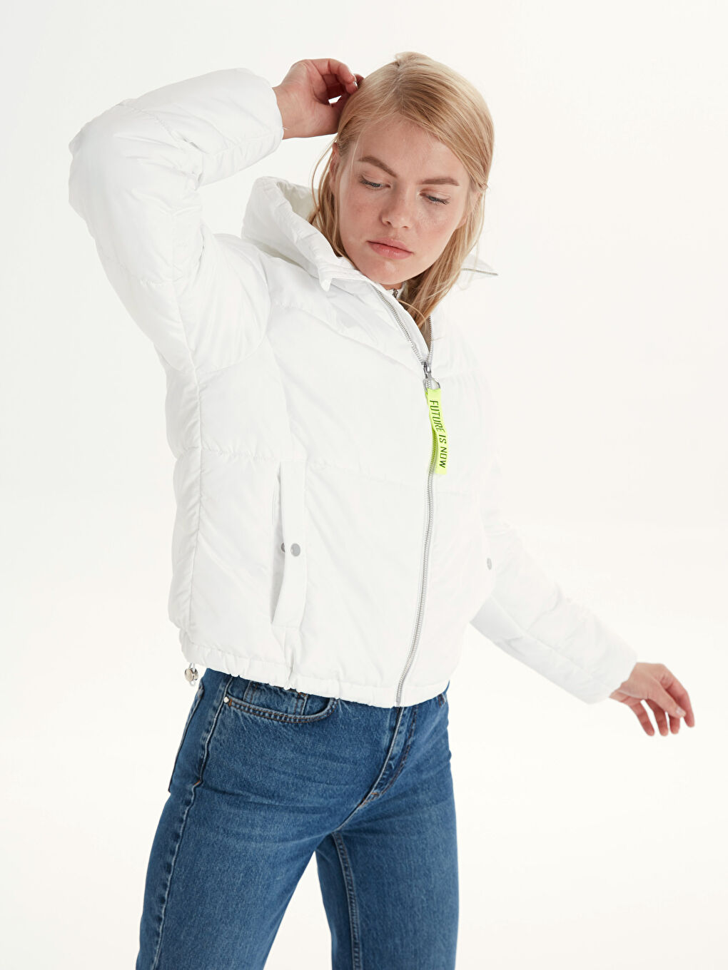 Beyaz Şişme Mont-1