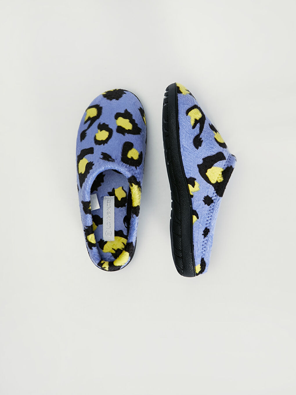 Karışık Baskılı Ev Terliği-1