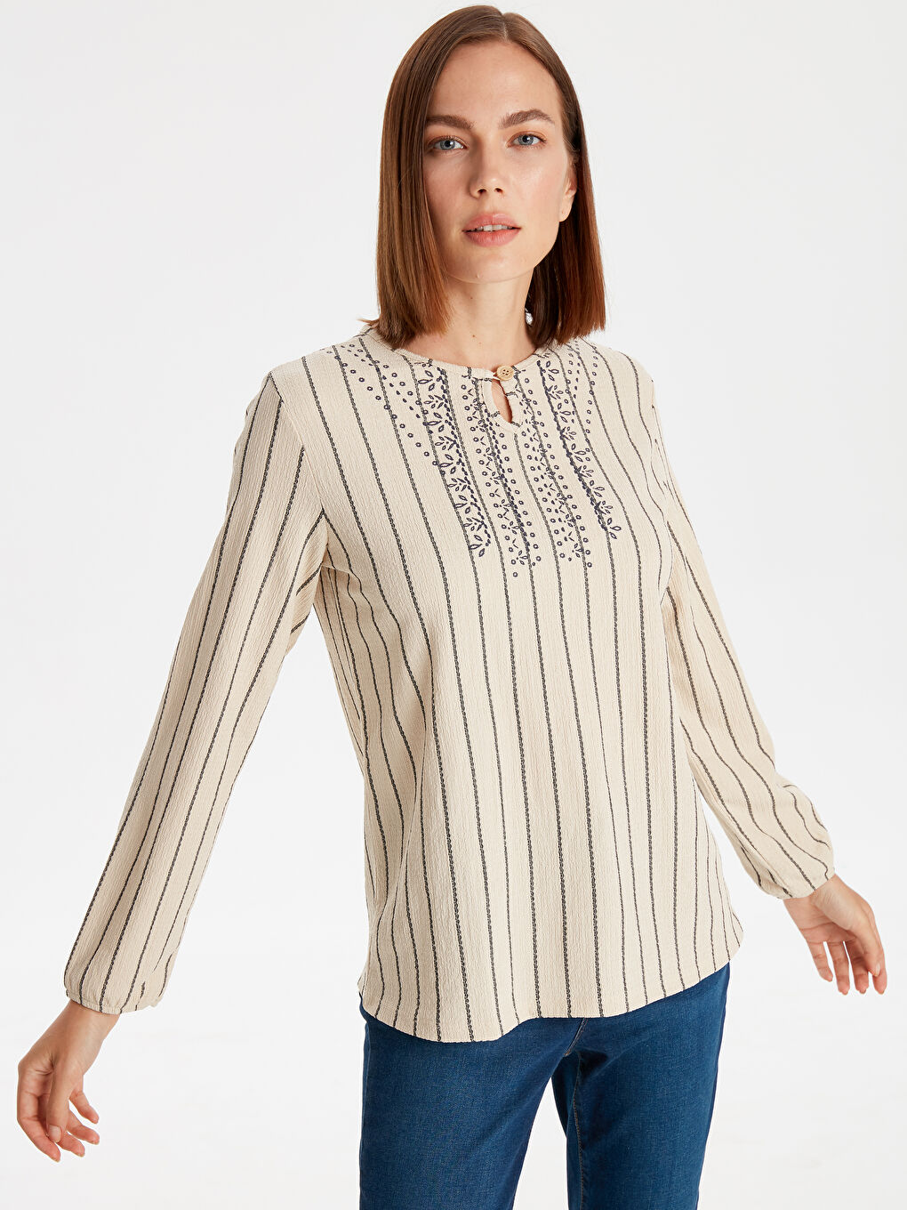 Siyah Uzun Kollu Kadın Tişört