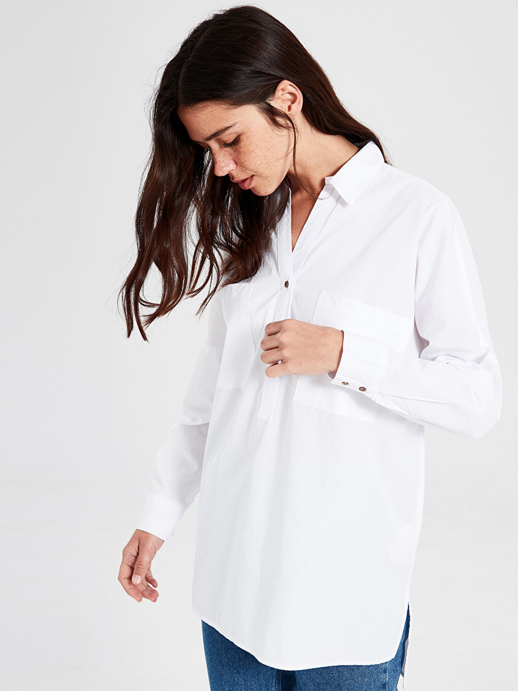 Beyaz Gömlek Yaka Standart Fit Uzun Kollu Kadın Bluz-1