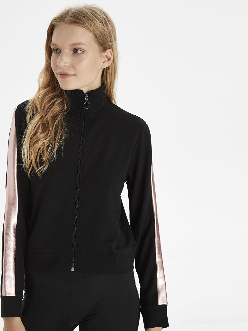 Siyah Kapüşonlu Kadın Spor Hırka-1