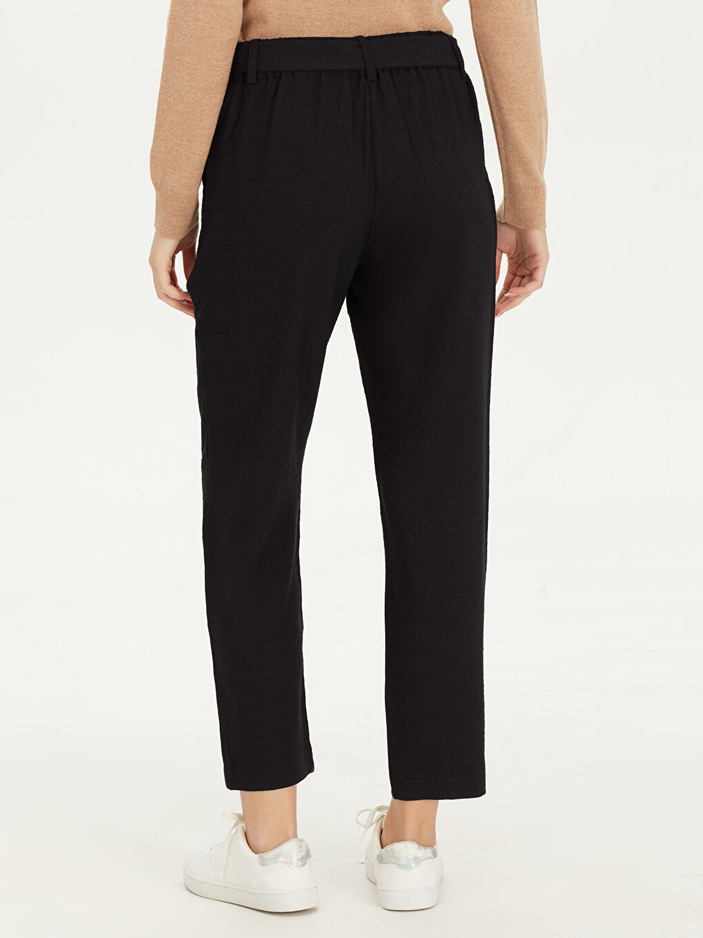 بنطلون Mom Fit للسيدات-3